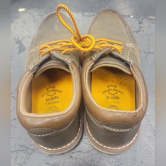 Earth Spirit Genuine Leather Shoes - Picture 3 of 7